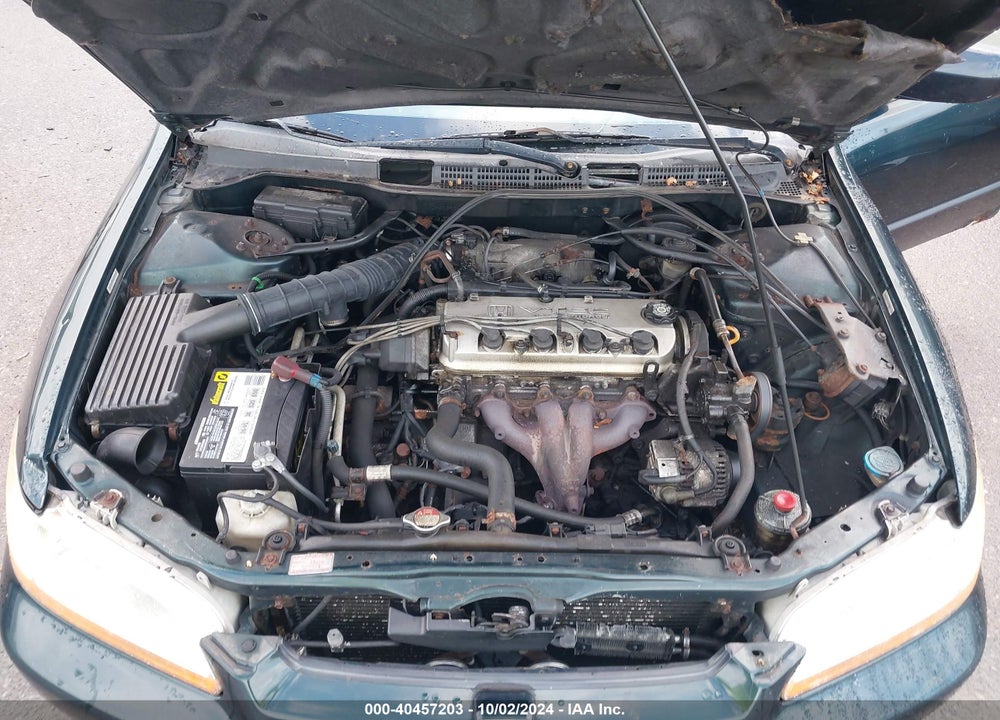 1999 HONDA ACCORD LX VIN: JHMCG5641XC008096