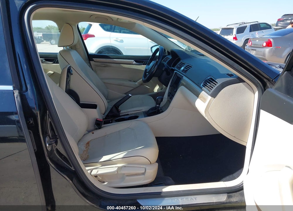 2016 VOLKSWAGEN PASSAT VIN: 1VWBS7A37GC062246