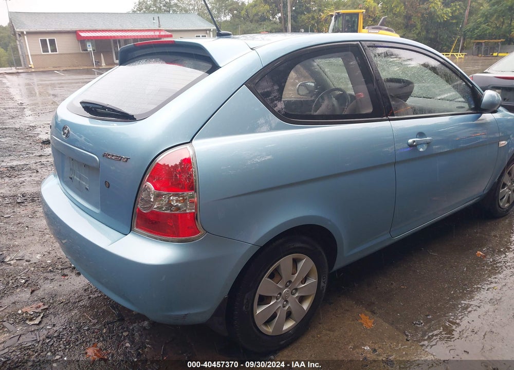 2010 HYUNDAI ACCENT GS VIN: KMHCM3ACXAU165720