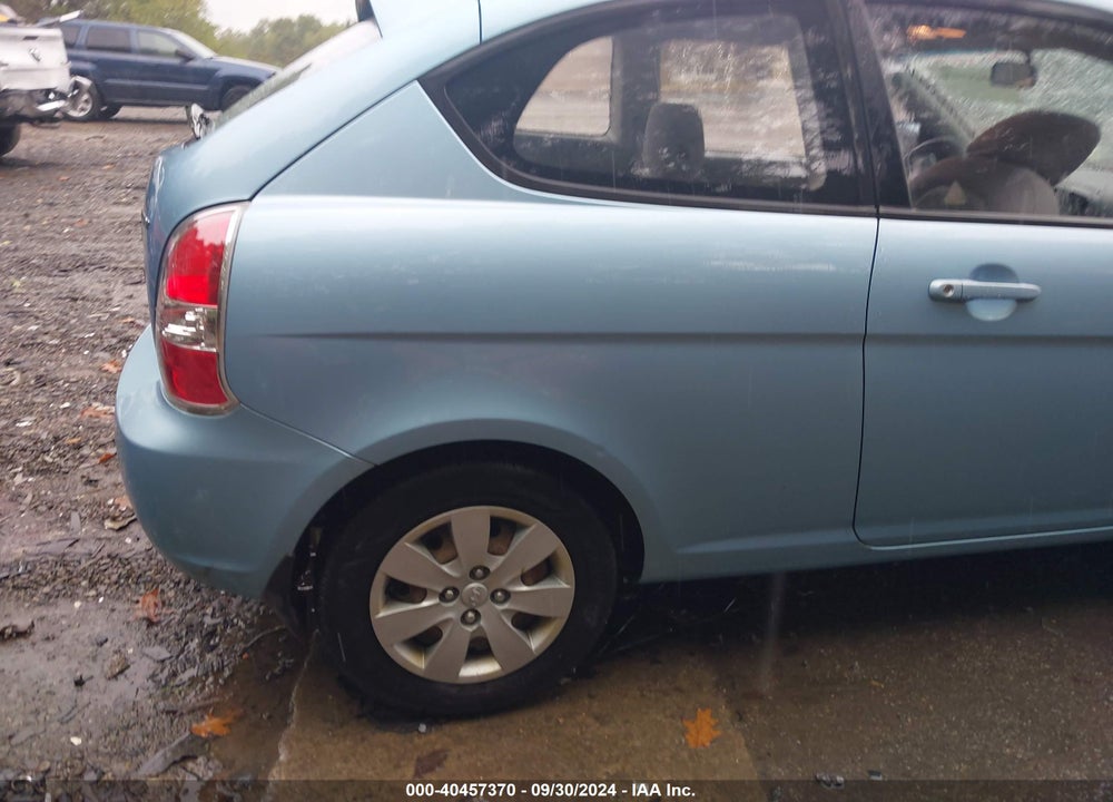 2010 HYUNDAI ACCENT GS VIN: KMHCM3ACXAU165720