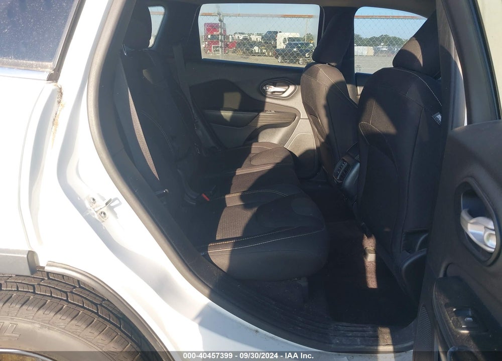 2016 JEEP CHEROKEE LATITUDE VIN: 1C4PJMCS4GW327847