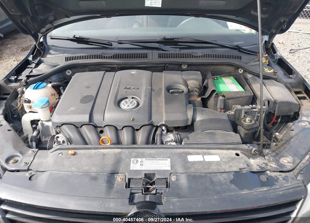 2011 VOLKSWAGEN JETTA 2.5L SE VIN: 3VWDZ7AJ7BM035610