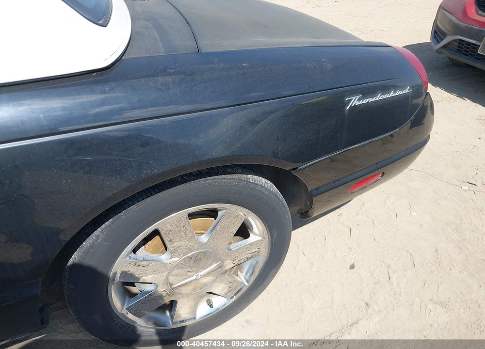 2002 FORD THUNDERBIRD VIN: 1FAHP60A62Y117490