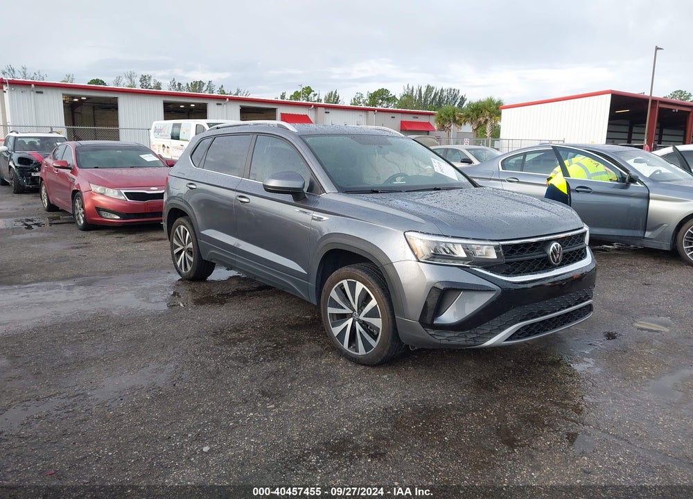 2022 VOLKSWAGEN TAOS 1.5T SE VIN: 3VVRX7B2XNM073196
