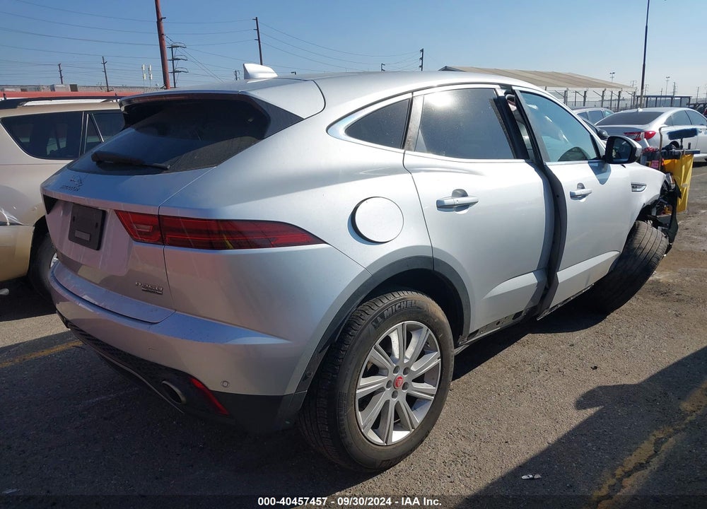 2018 JAGUAR E-PACE R-DYNAMIC S/S VIN: SADFJ2FX9J1Z31622