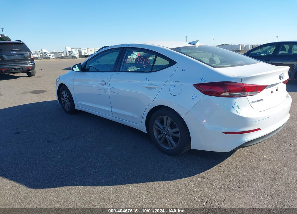 2017 HYUNDAI ELANTRA SE VIN: 5NPD84LF8HH169411
