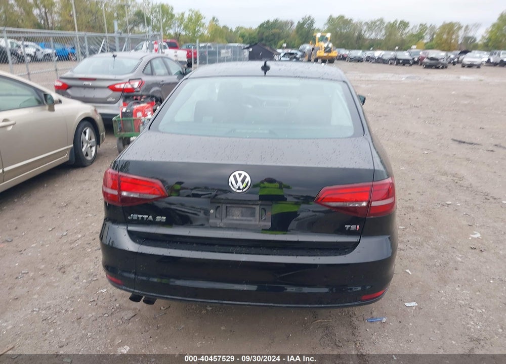 2017 VOLKSWAGEN JETTA 1.4T SE VIN: 3VWDB7AJ4HM200980