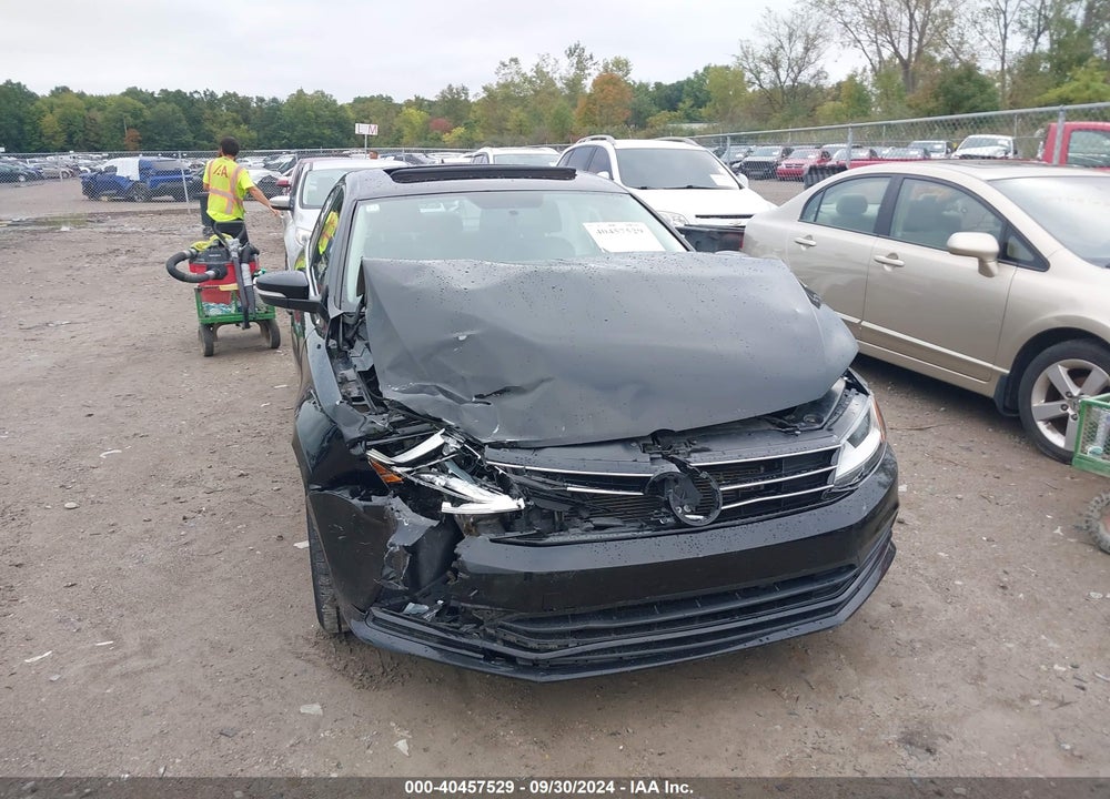 2017 VOLKSWAGEN JETTA 1.4T SE VIN: 3VWDB7AJ4HM200980