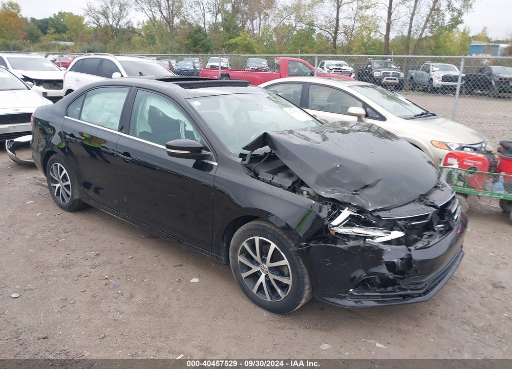 2017 VOLKSWAGEN JETTA 1.4T SE VIN: 3VWDB7AJ4HM200980