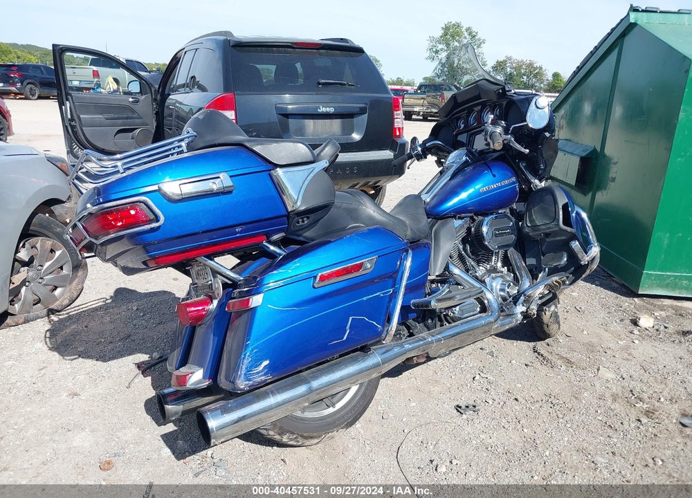 2015 HARLEY-DAVIDSON FLHTK ULTRA LIMITED VIN: 1HD1KEL1XFB645105