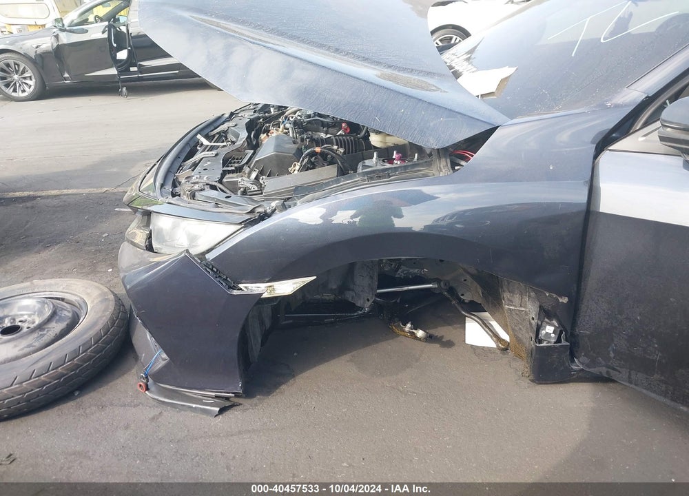 2018 HONDA CIVIC LX VIN: 2HGFC2F50JH610446
