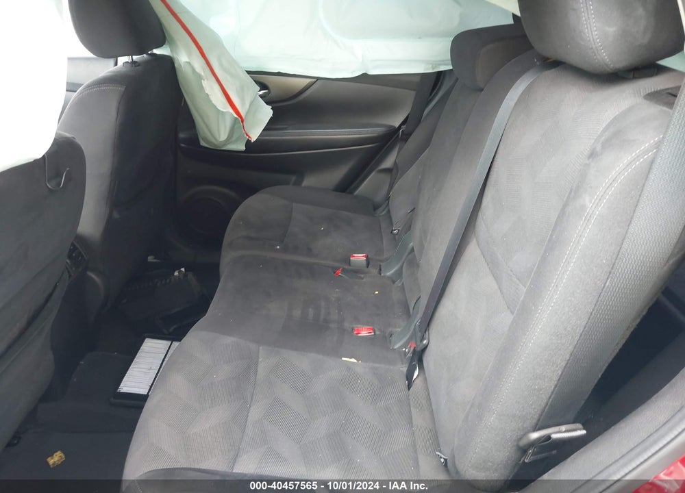2016 NISSAN ROGUE SV VIN: KNMAT2MV7GP599770