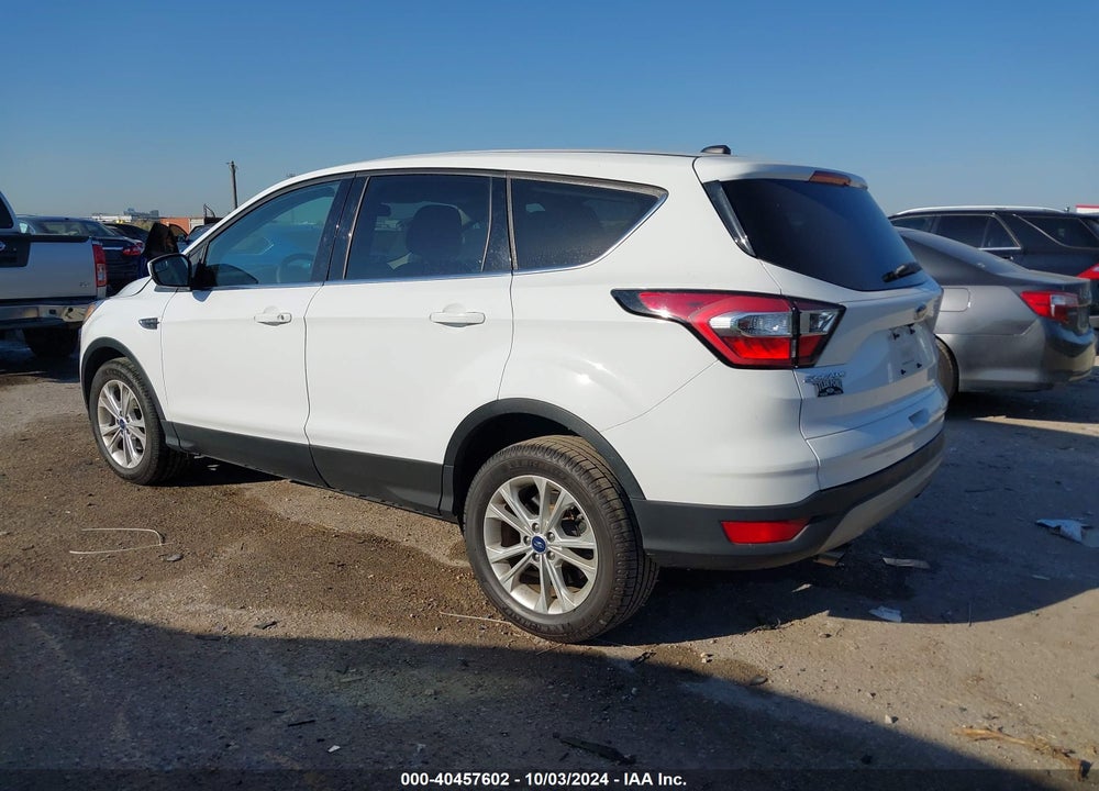 2017 FORD ESCAPE SE VIN: 1FMCU0GDXHUC65664