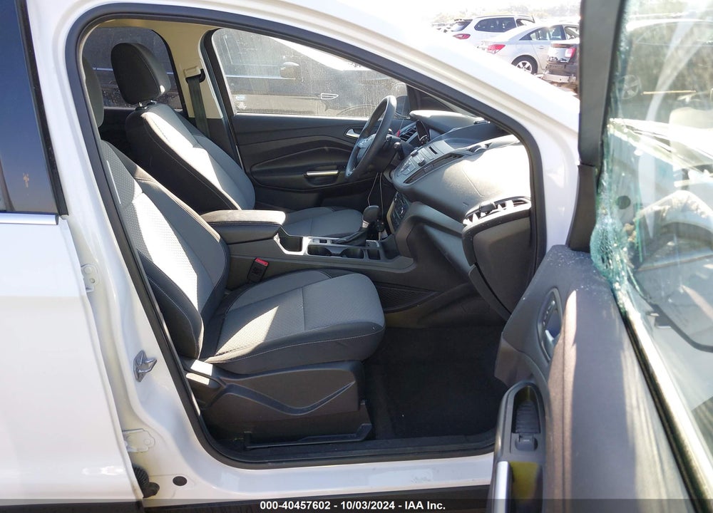 2017 FORD ESCAPE SE VIN: 1FMCU0GDXHUC65664