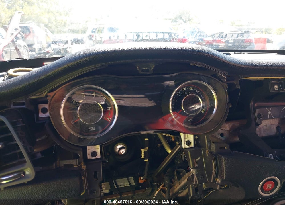 2015 DODGE CHALLENGER SRT 392 VIN: 2C3CDZDJXFH782311