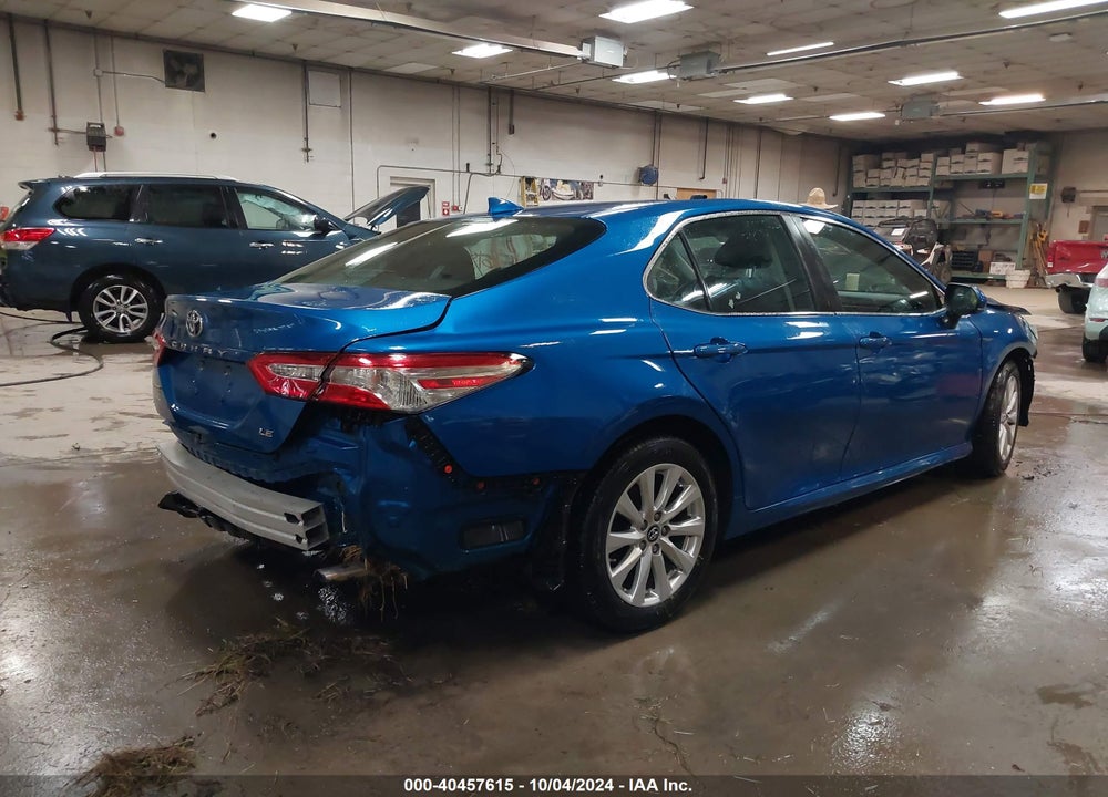 2019 TOYOTA CAMRY LE VIN: 4T1B11HK9KU175677