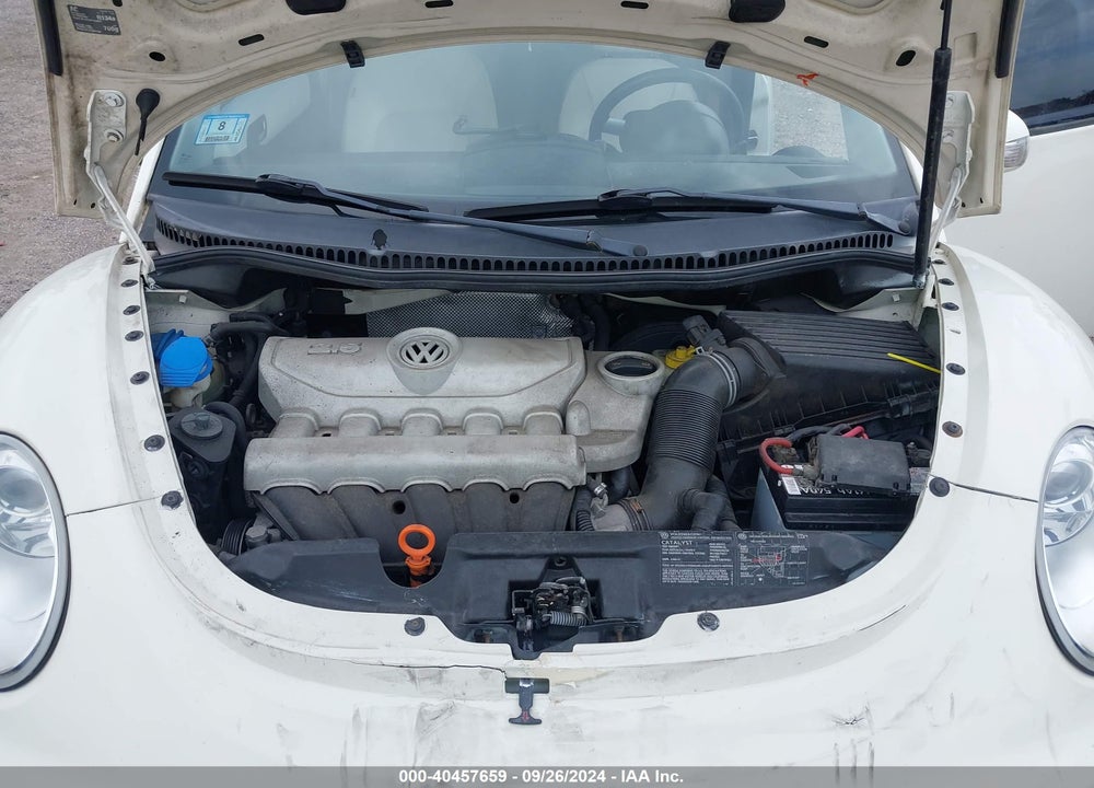 2008 VOLKSWAGEN NEW BEETLE BLACK TIE EDITION/TRIPLE WHITE VIN: 3VWFG31C88M511025