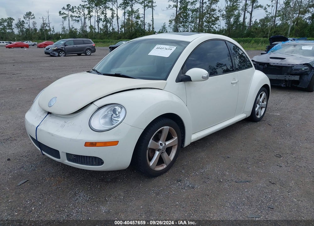 2008 VOLKSWAGEN NEW BEETLE BLACK TIE EDITION/TRIPLE WHITE VIN: 3VWFG31C88M511025