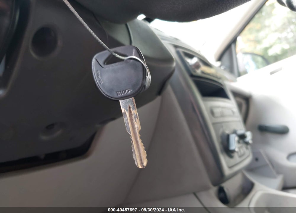 2005 CHEVROLET COBALT VIN: 1G1AK52F057612297