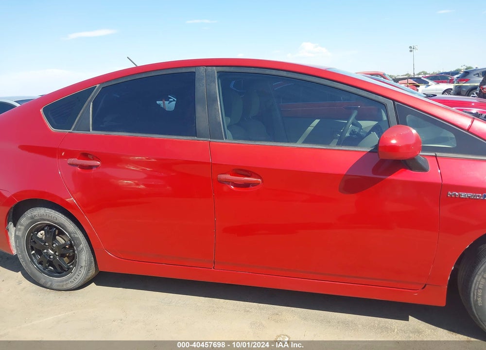 2013 TOYOTA PRIUS TWO VIN: JTDKN3DU8D0344433