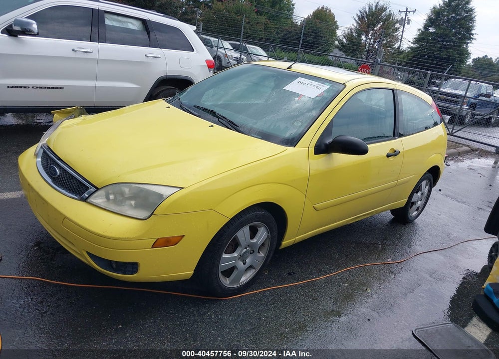 2005 FORD FOCUS ZX3 VIN: 3FAHP31N05R143196
