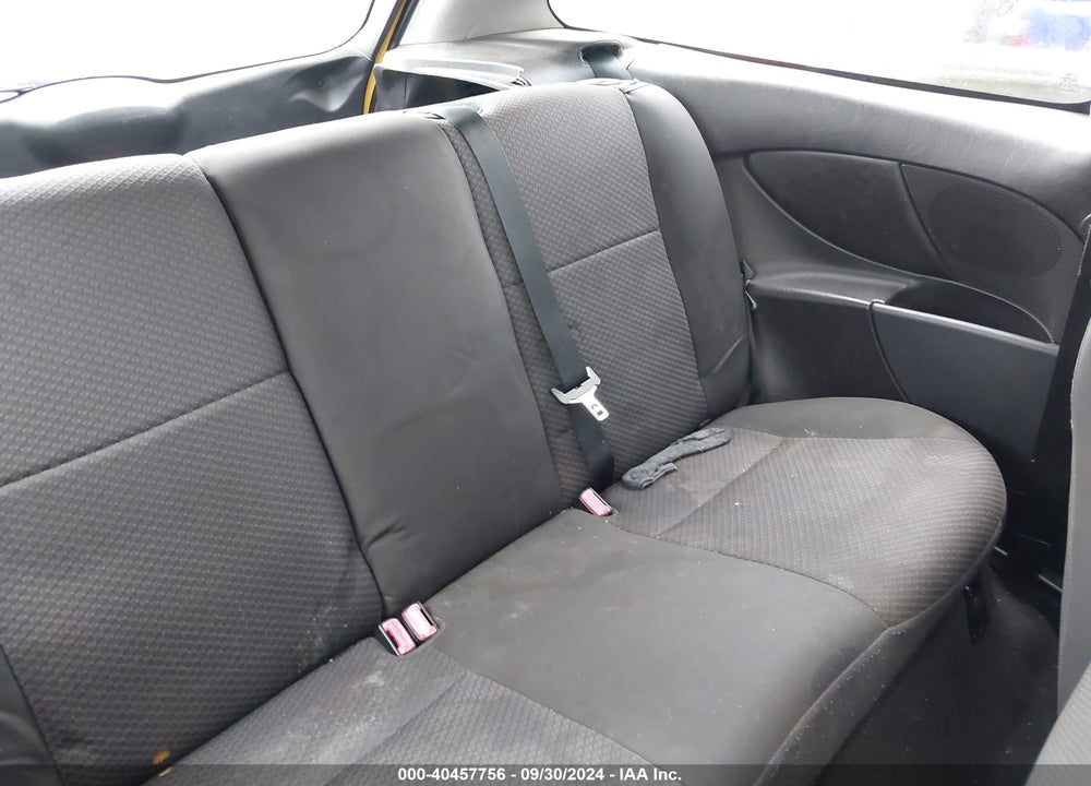 2005 FORD FOCUS ZX3 VIN: 3FAHP31N05R143196