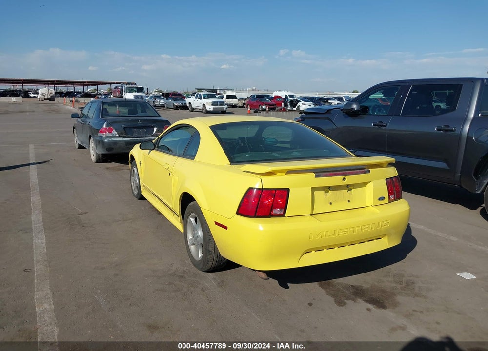 2001 FORD MUSTANG VIN: 1FAFP40451F135611