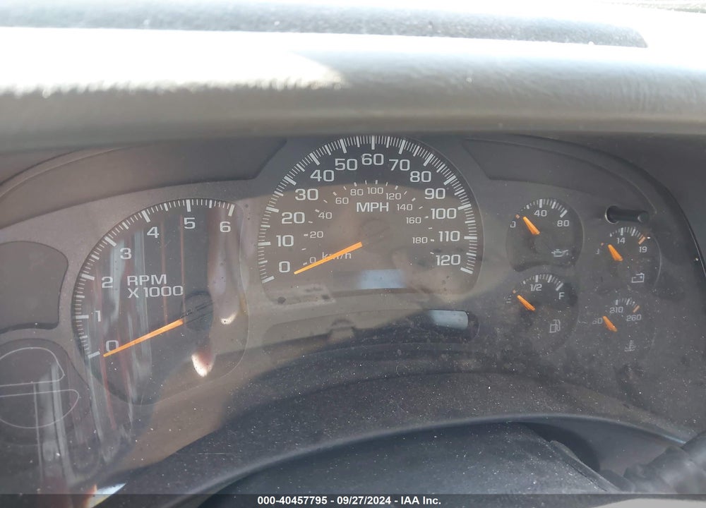 2005 CHEVROLET SILVERADO 1500 LS VIN: 1GCEC19T05Z215140