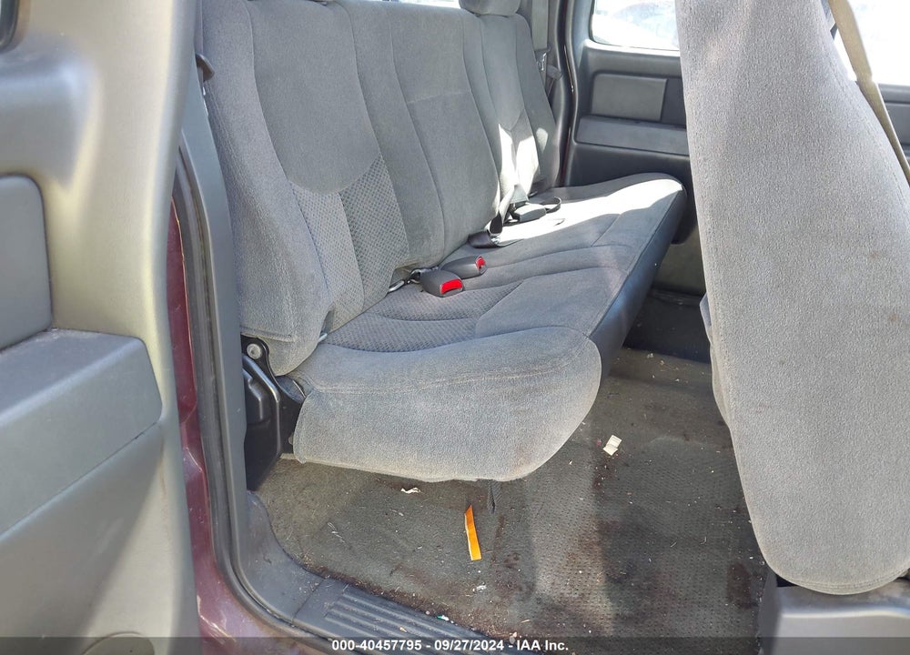 2005 CHEVROLET SILVERADO 1500 LS VIN: 1GCEC19T05Z215140