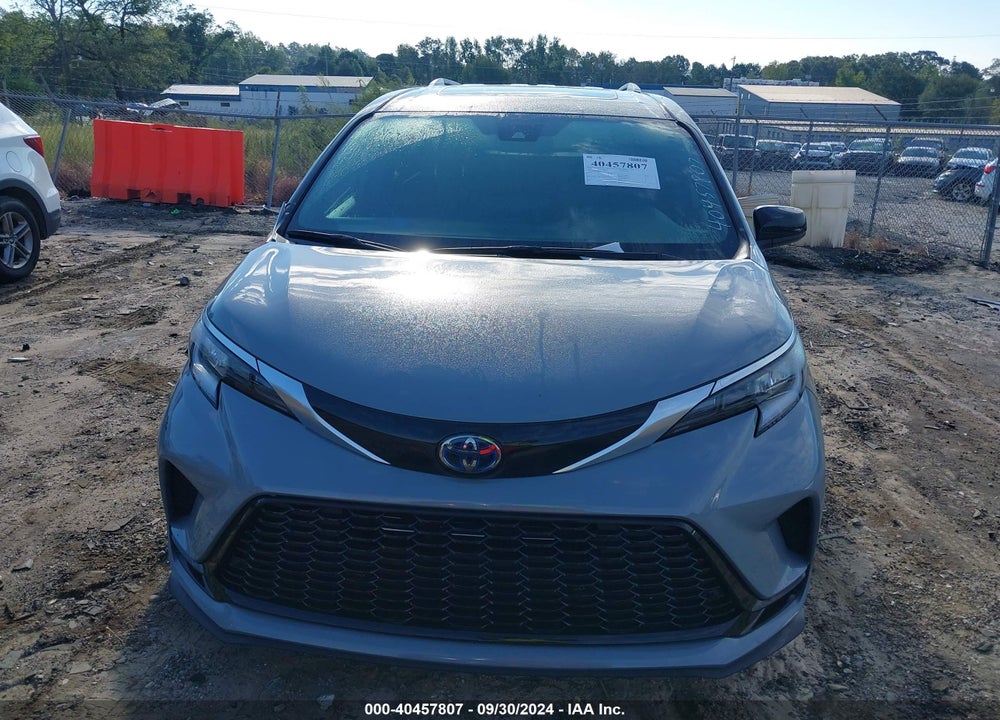 2023 TOYOTA SIENNA XSE VIN: 5TDDSKFC2PS095225