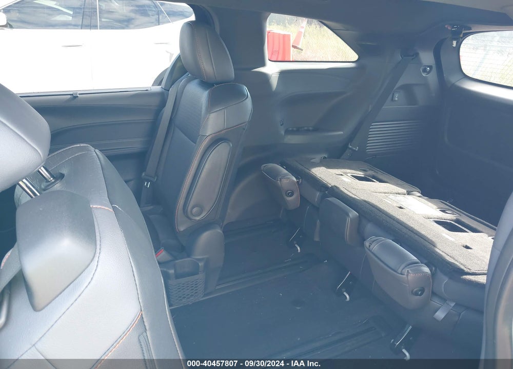 2023 TOYOTA SIENNA XSE VIN: 5TDDSKFC2PS095225
