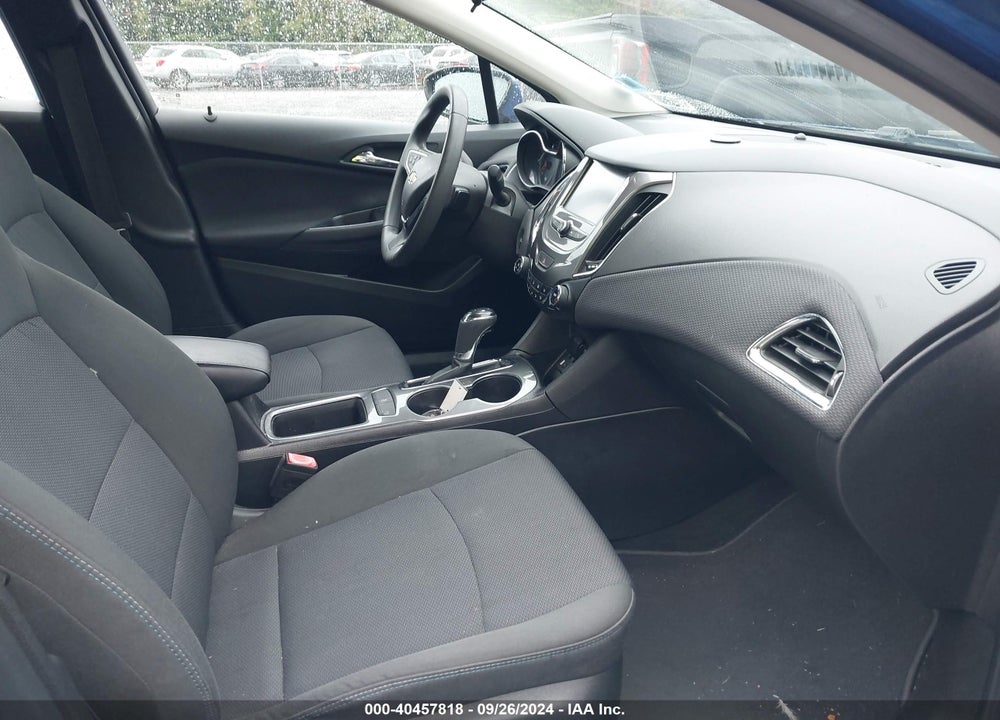 2017 CHEVROLET CRUZE LT AUTO VIN: 1G1BE5SM2H7252674