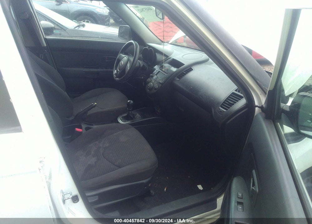 2011 KIA SOUL VIN: KNDJT2A11B7261811