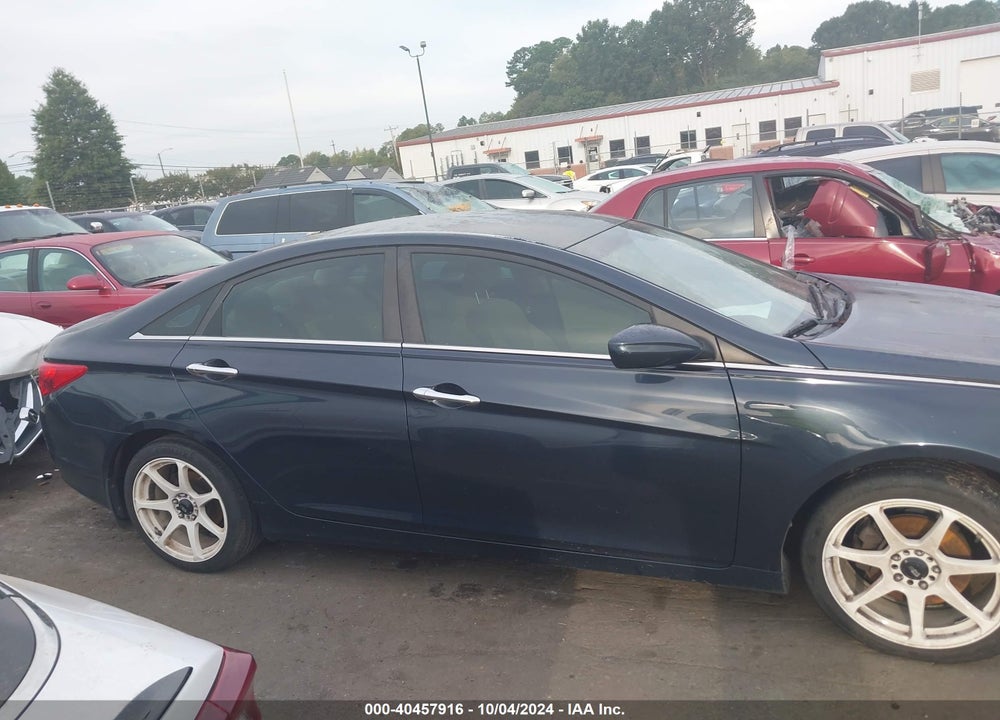 2013 HYUNDAI SONATA GLS VIN: 5NPEB4AC5DH572206