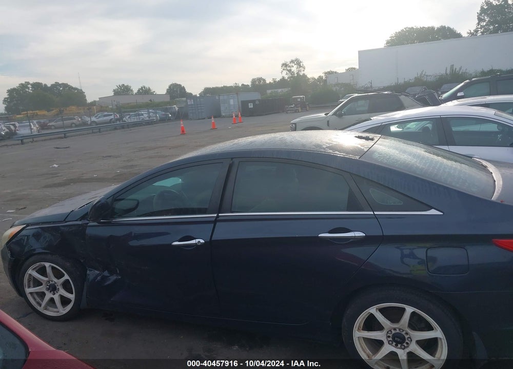 2013 HYUNDAI SONATA GLS VIN: 5NPEB4AC5DH572206