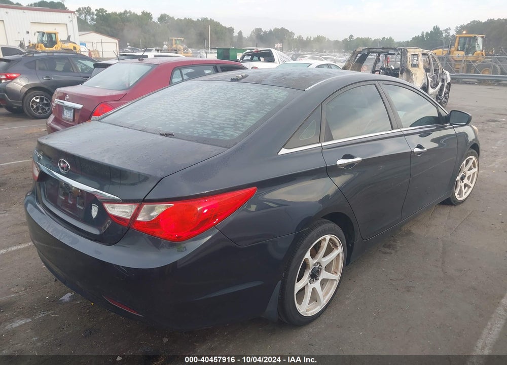 2013 HYUNDAI SONATA GLS VIN: 5NPEB4AC5DH572206