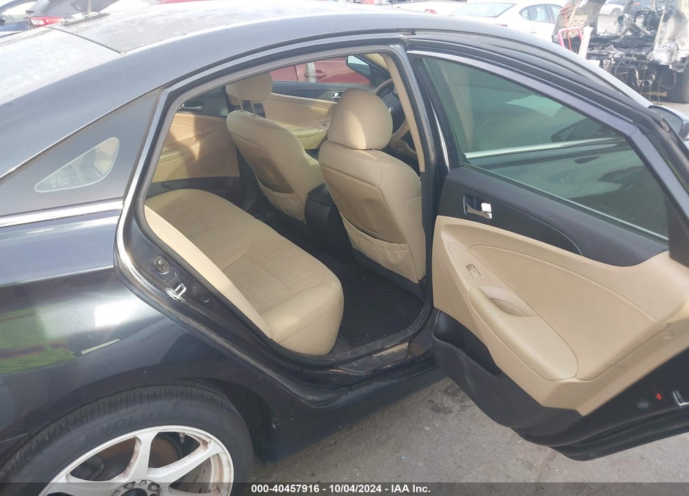 2013 HYUNDAI SONATA GLS VIN: 5NPEB4AC5DH572206