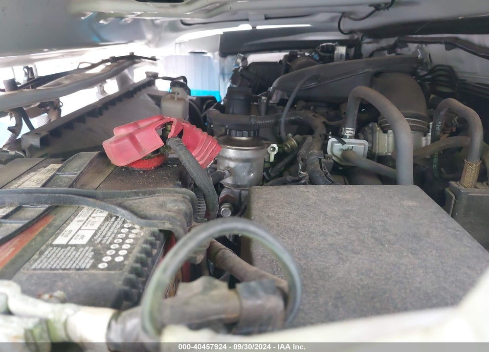 2018 TOYOTA TACOMA SR VIN: 5TFAX5GN9JX112660