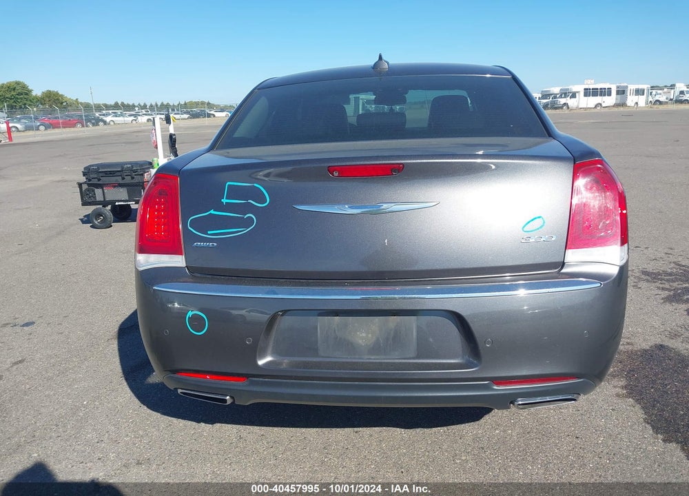 2015 CHRYSLER 300 LIMITED VIN: 2C3CCARG8FH781918