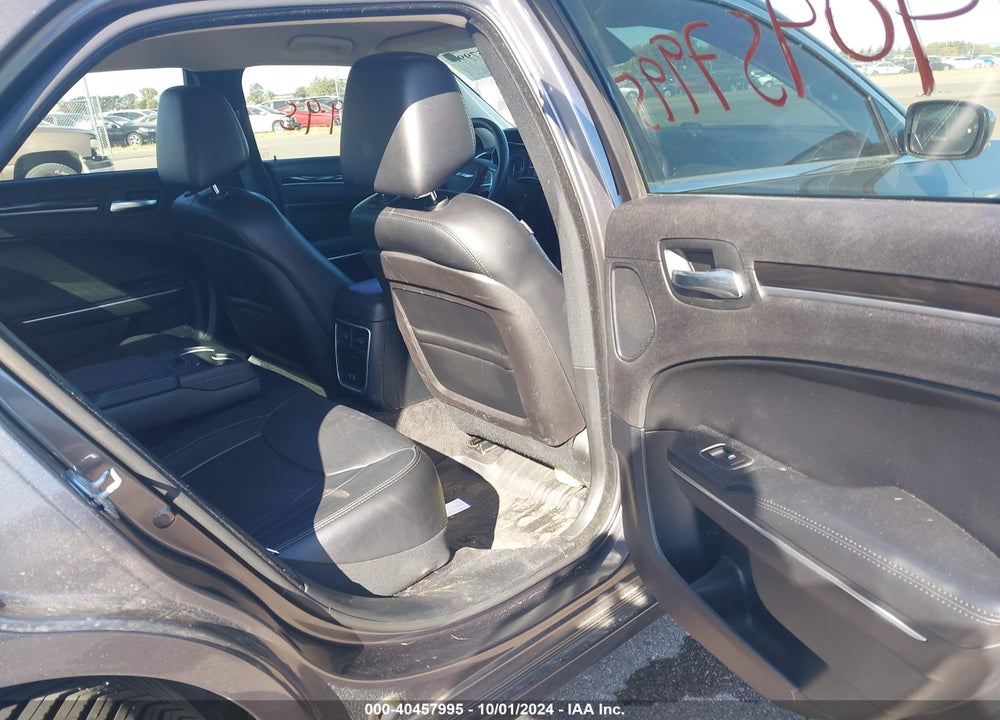 2015 CHRYSLER 300 LIMITED VIN: 2C3CCARG8FH781918