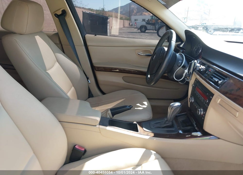 2008 BMW 328I VIN: WBAVA33508KX87962