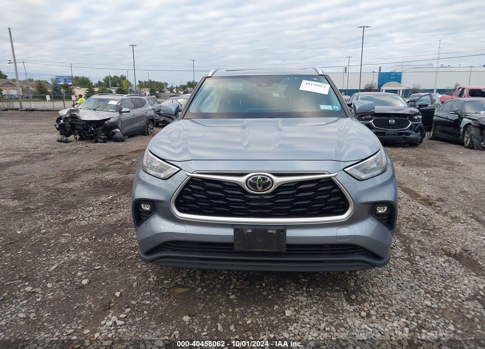 2020 TOYOTA HIGHLANDER XLE VIN: 5TDHZRBH9LS053426