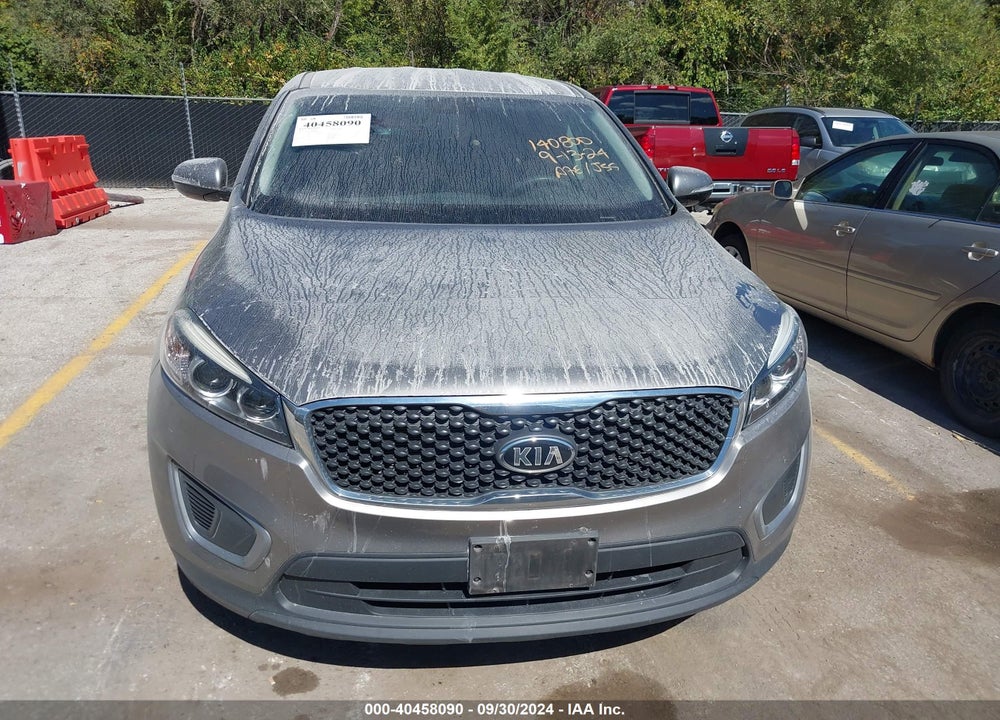 2017 KIA SORENTO 2.4L L VIN: 5XYPG4A33HG288886