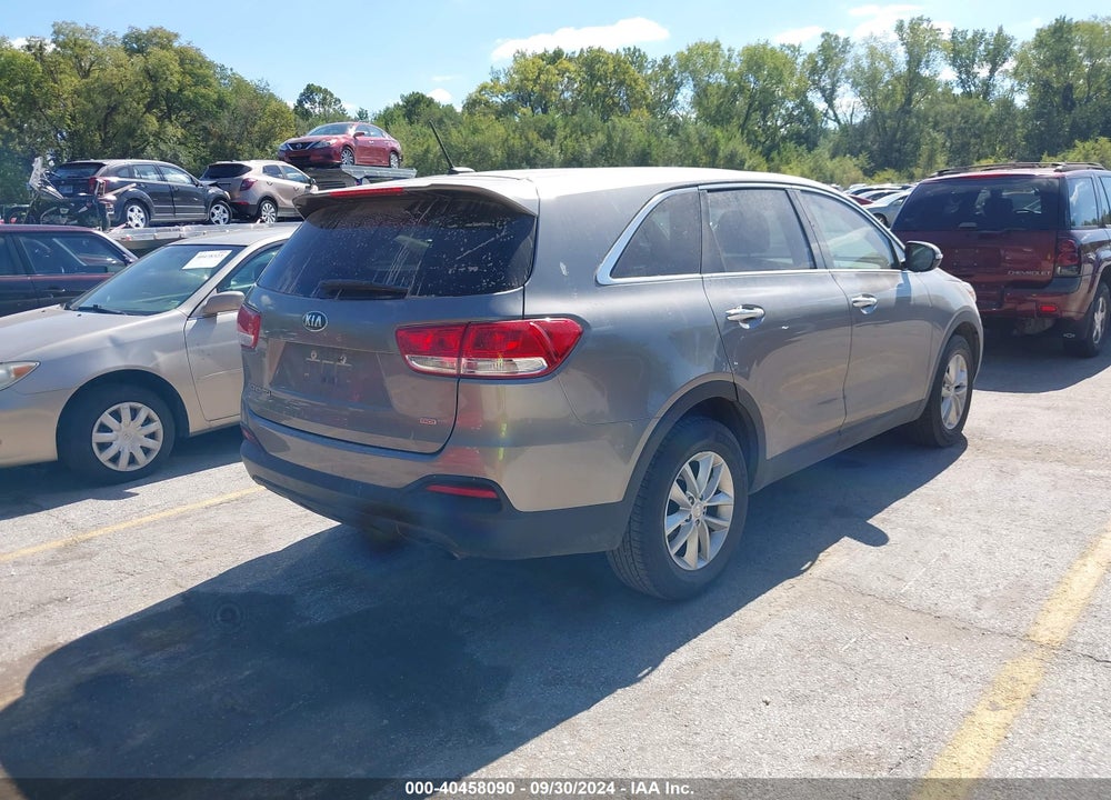 2017 KIA SORENTO 2.4L L VIN: 5XYPG4A33HG288886