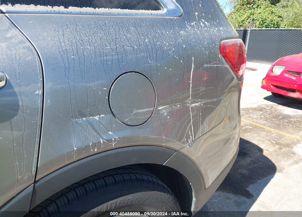 2017 KIA SORENTO 2.4L L VIN: 5XYPG4A33HG288886