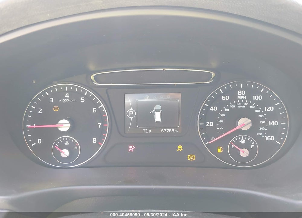 2017 KIA SORENTO 2.4L L VIN: 5XYPG4A33HG288886
