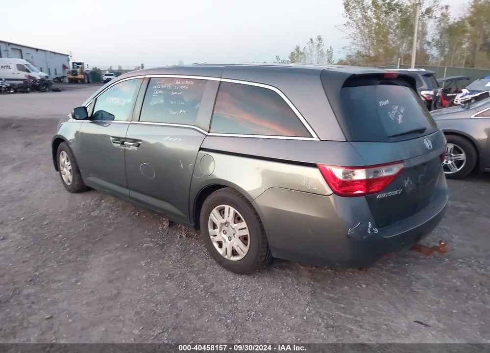 2013 HONDA ODYSSEY LX VIN: 5FNRL5H20DB058375