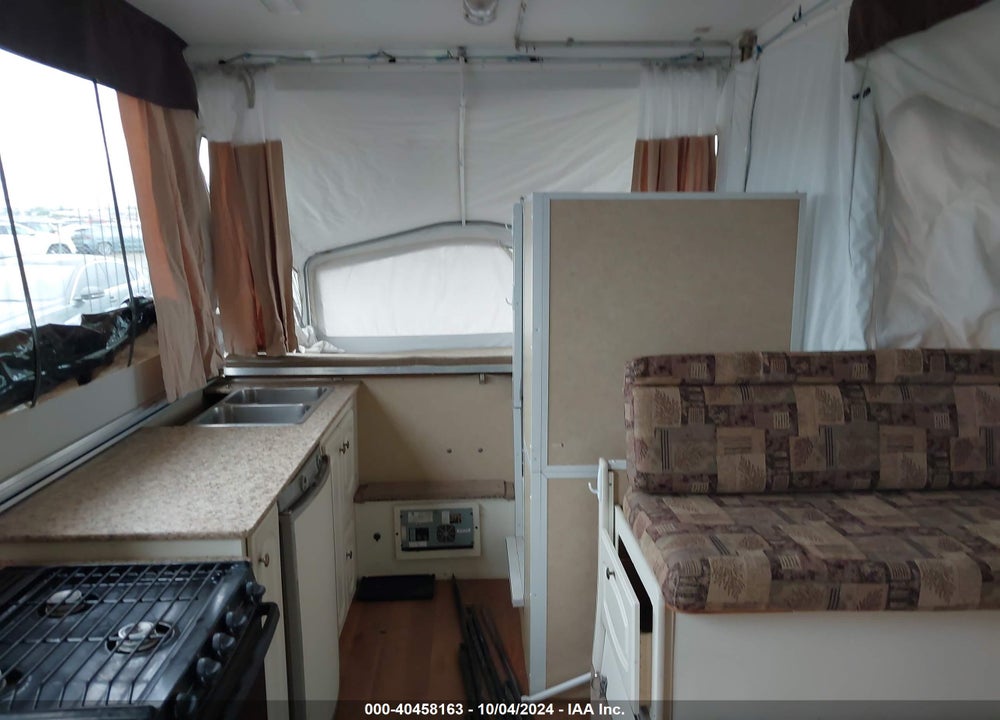 2009 STARCRAFT RV COMPANY TENT TRAILER VIN: 1SAAS01G291BV3137
