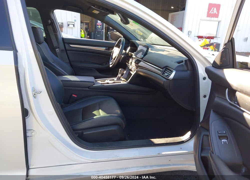 2018 HONDA ACCORD SPORT VIN: 1HGCV1F30JA265777