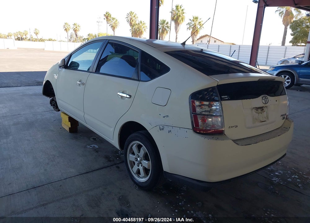 2005 TOYOTA PRIUS VIN: JTDKB20U553033518
